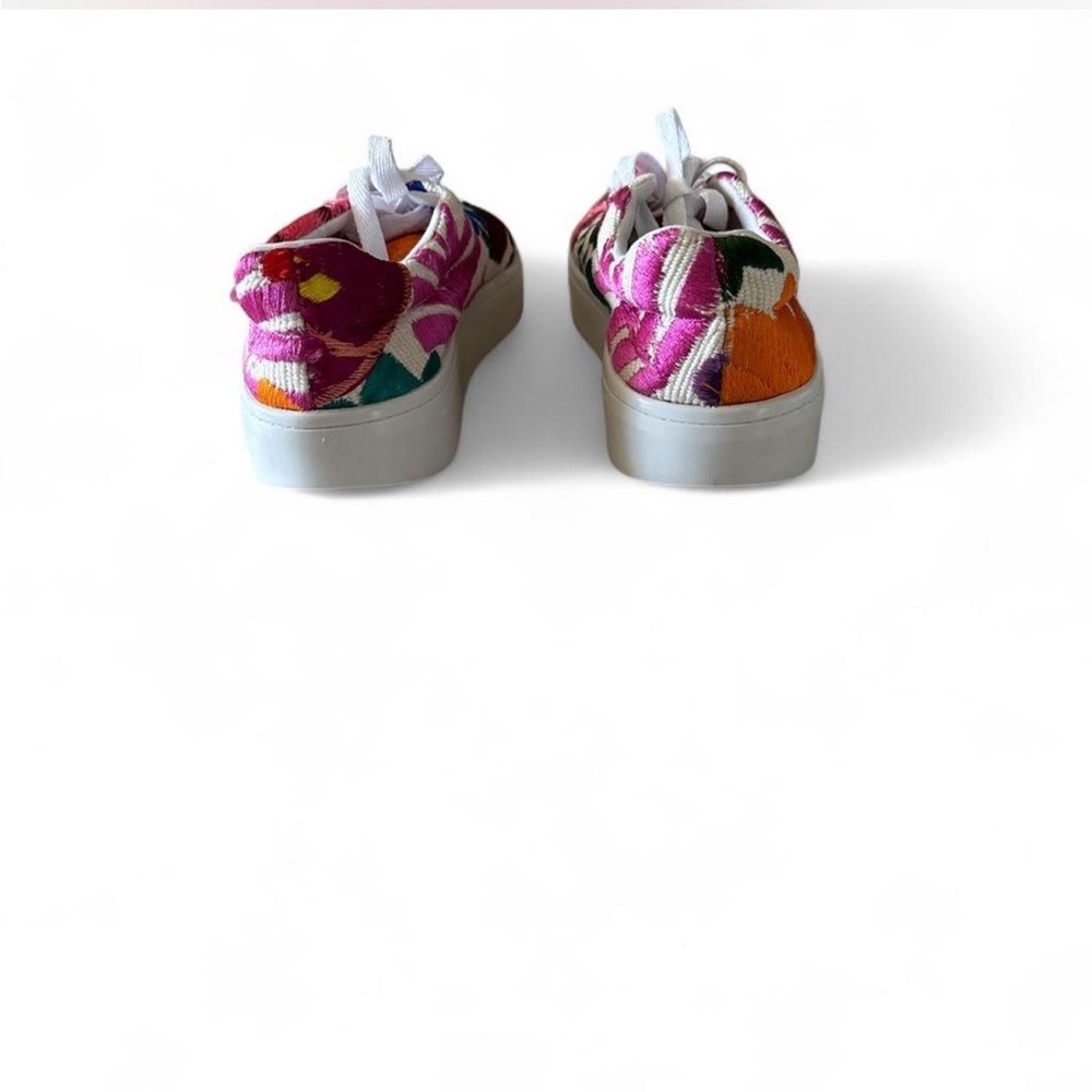 Embroidered Floral Women's Sneakers - Pink and Multicolor - Picture 4 of 6
